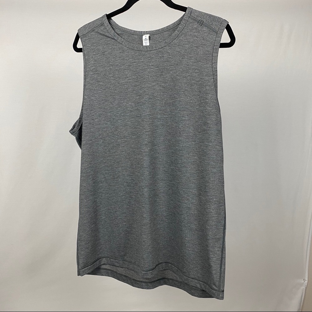 Lululemon Men’s Grey Tank Top Extra Large